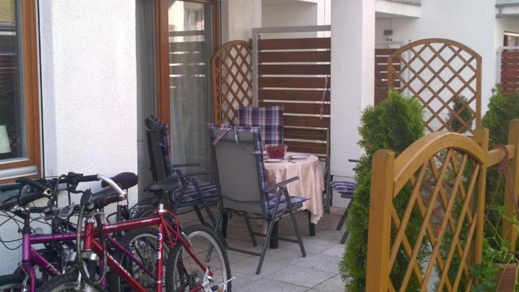 Swinoujscie Platan Patio 2- Berry Apartments Esterno foto