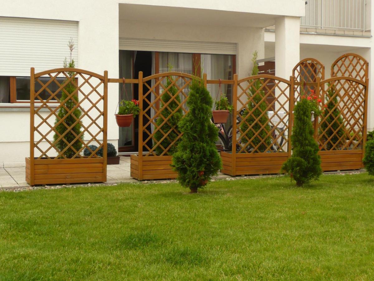 Swinoujscie Platan Patio 2- Berry Apartments Esterno foto